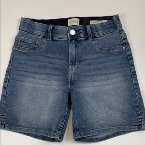 Angels Everluxe Sculpt Denim Shorts Blue Stretch Bermuda Style Women’s Size 4